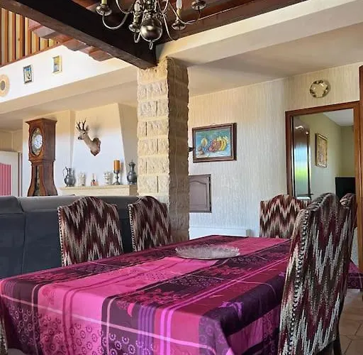 Βίλα Maison Familiale Idealement Situee Avec Le Confort